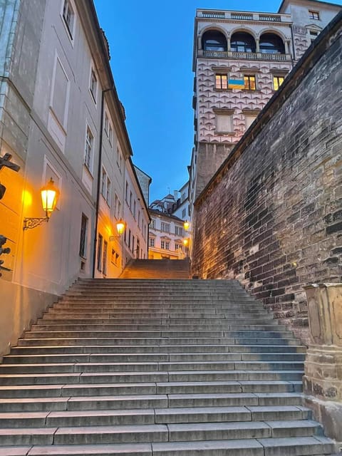 1000 years of history! Evening walking foodie tour - Jungmann Square wrap-up and the final ice cream stop