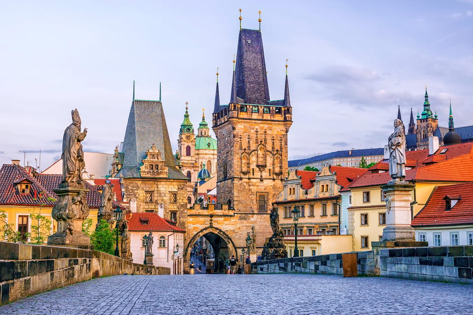 1000 years of history! Evening walking foodie tour - Semi-private small group: why it feels more personal