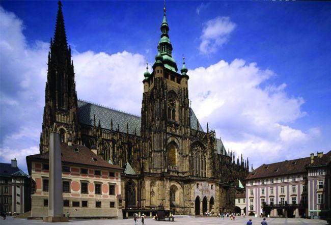3-Hour Prague Castle & Interiors Tour - Where to Meet: Old Town Square at Parizska and the Yellow Kiosk