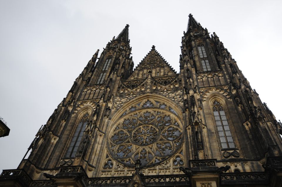 3-Hour Prague Castle & Interiors Tour - St. George’s Basilica: A Smaller Stop With a Special Personality