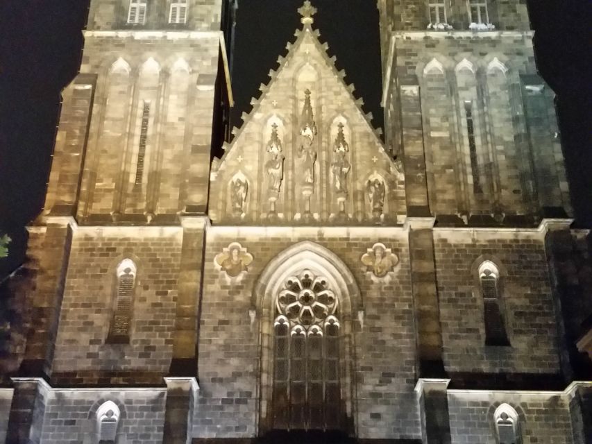 3-Hour Prague Castle & Interiors Tour - The Descent and the Walk Toward Charles Bridge