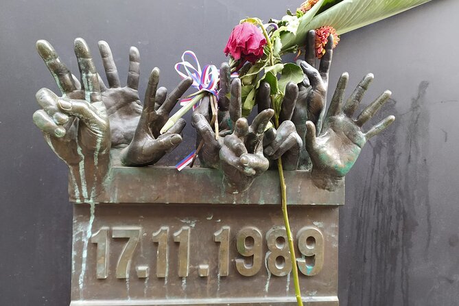 Back to Communism Walking Tour - Meeting at Na Příkopě and What a 2-Hour Pace Feels Like