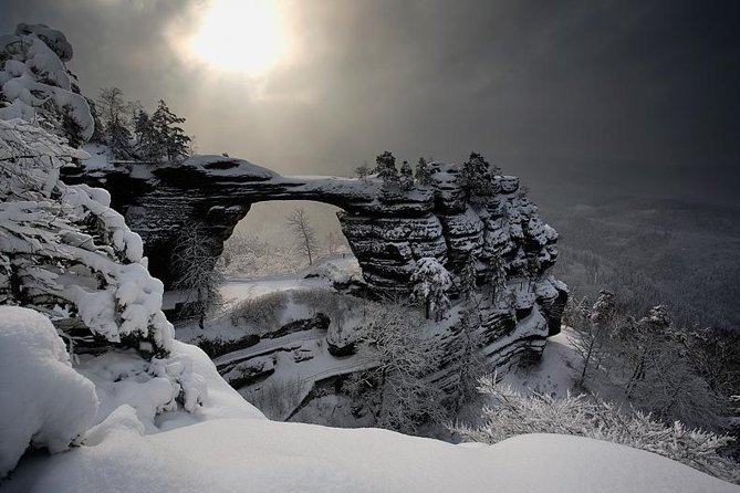 Bohemian And Saxon Switzerland Winter Tour from Prague - Getting there: 7:00 am pickup, car comfort, and a tight group