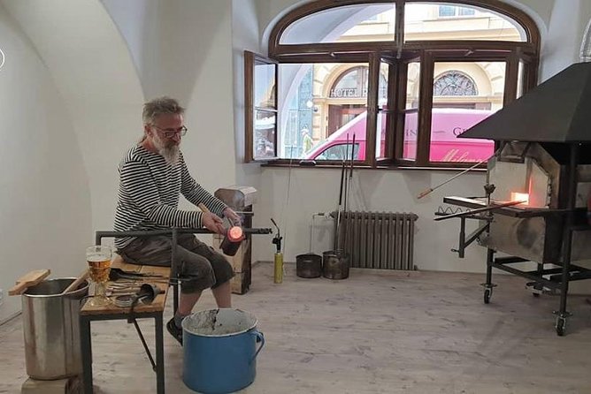 Bohemian Glass blowing in Prague - Key things to know before you go