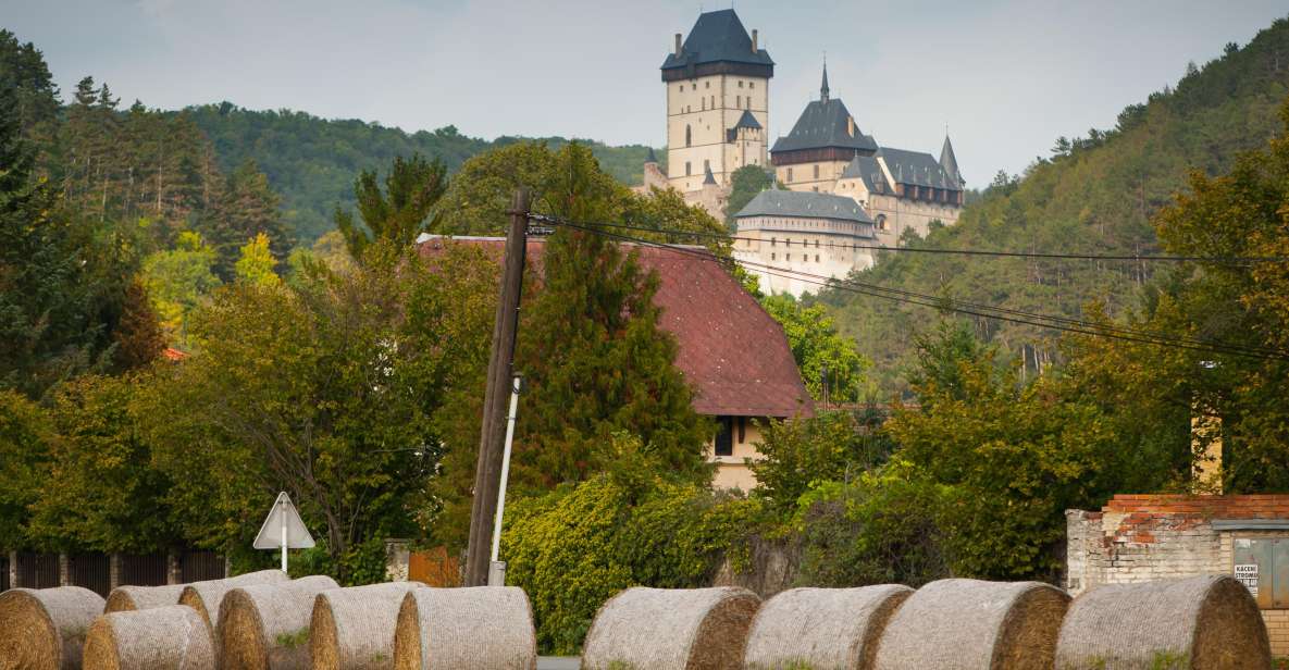 Coutryside e-bike tour to Karlstejn Castle - Riding the Vltava and Berounka: the real scenic engine
