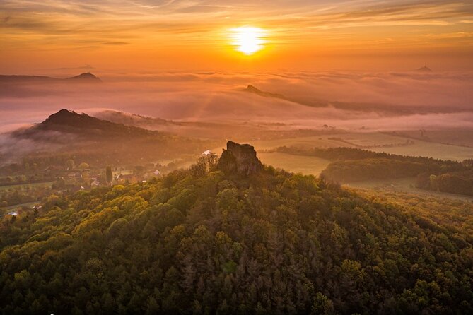 Czech countryside scenical hike to the castle, local deli tasting - Key points before you go