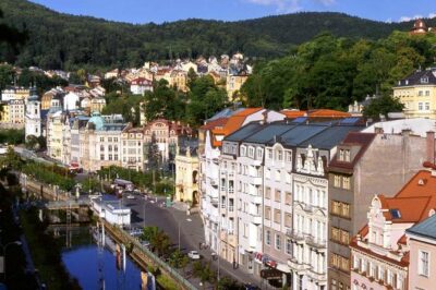 Czech Spas of Karlovy Vary and Marianske Lazne from Prague - Getting There From Prague: Pickup, Timing, and Group Size