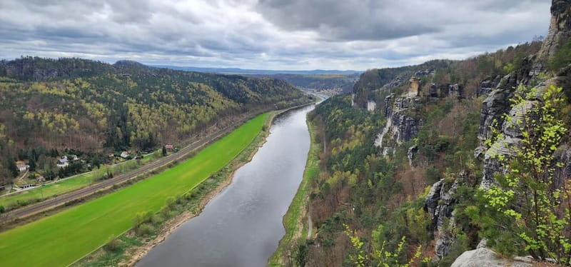 Day trip from Prague to Bohemian and Saxon Switzerland - Lunch Included: A Proper Meal Beats a Quick Snack