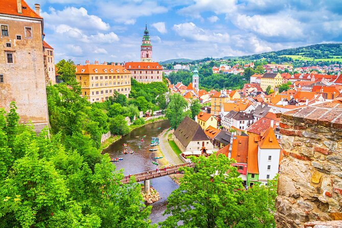 Day Trip to the Fairytale Town of Cesky Krumlov - Český Krumlov Town Time: The Fairytale Factor, Built In