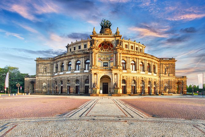 Dresden Christmas Market & Bastei Saxon Switzerland Tour from Prague - Dresden Before the Market: The 1-Hour Walking Tour That Saves You Time