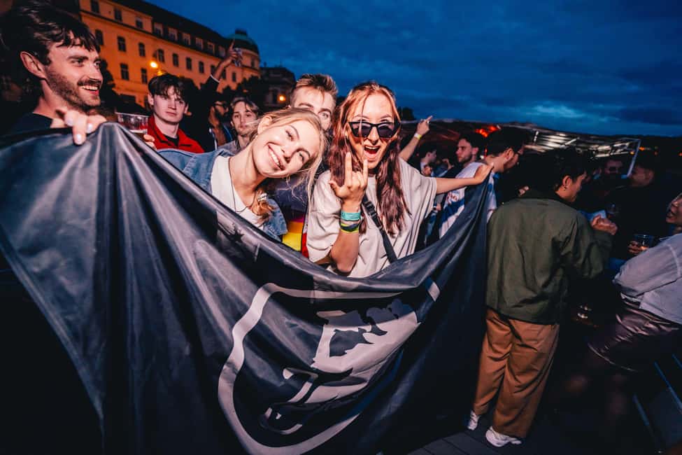 Drunken Monkey Prague Boat Party Open Bar to Duplex Club - Key moments that make this cruise worth your time