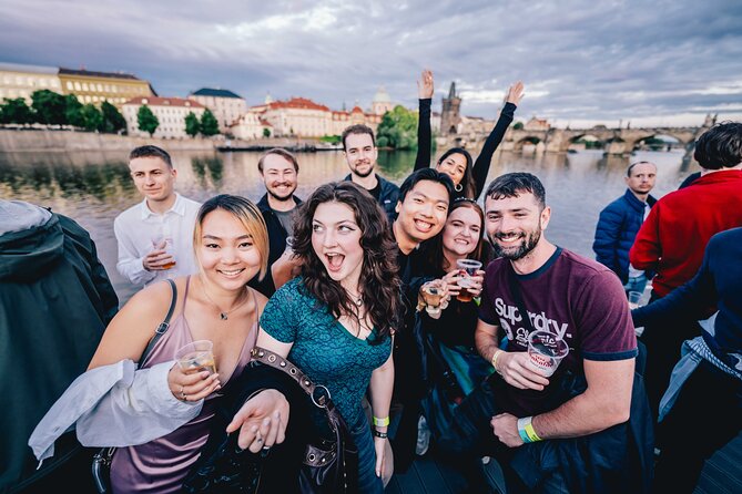 Drunken Monkey Prague Boat Party w/ 2hr Open Bar, DJ & Club Entry - The After-Party Rooftop Club: Free Entry Card