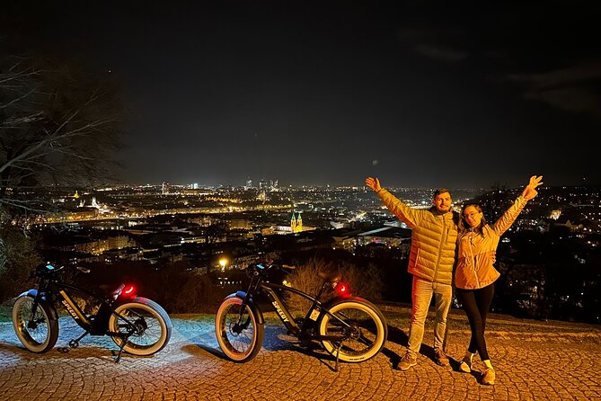 Ebike tour in Prague - Express Tour - Letná Viewpoint: bridges in one line and a government building up close