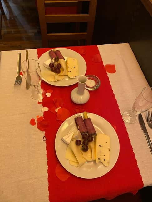 Evening cruise through Prague with 3-course served menu - Key moments worth planning for
