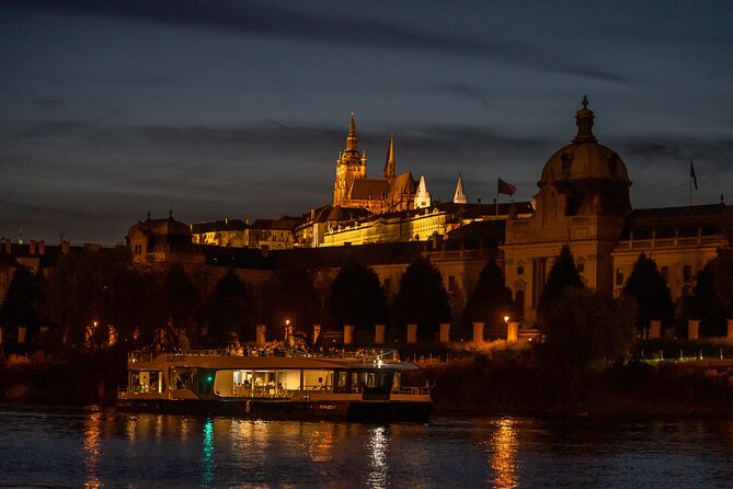 Evening Eco Cruise With a Glass of Prosecco in Bohemia - Price and value: does $29.65 make sense here?