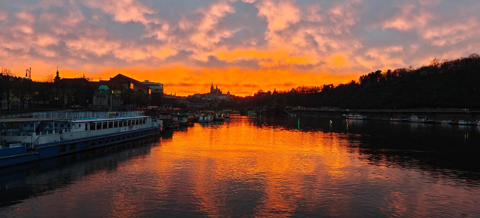 Exclusive Christmas cruise with Christmas Eve buffet - Charles Bridge arches to the Old Town weir: the landmark route you get