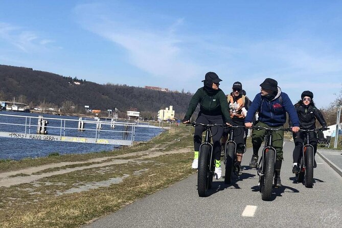 FAT TIRE E-BIKE GREAT TOUR - river, parks & panoramic views tour - Prague Castle at the Gate and the Diplomatic Cernin Palace Stop