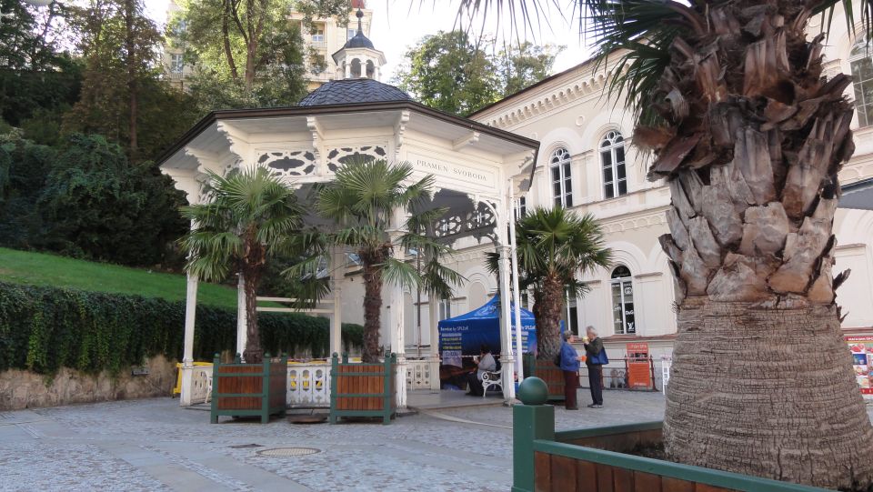 From Prague: Private Karlovy Vary & Crystal Factory Tour - Price and logistics: does $647 per group feel like good value?