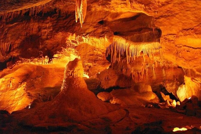 From Prague: Small-Group Karlstejn Castle & Koneprusy Caves Trip - Lom Velka Amerika (Great America Canyon): turquoise quarry views, short stop, big impact