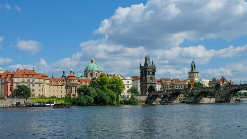 From Vienna: Full-Day Trip to Prague - Key Highlights You’ll Actually Use