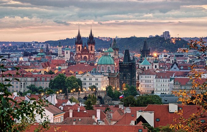 Full-Day Prague in a Nutshell Walking Tour with delicious Lunch-Cruise - Key highlights you’ll actually use