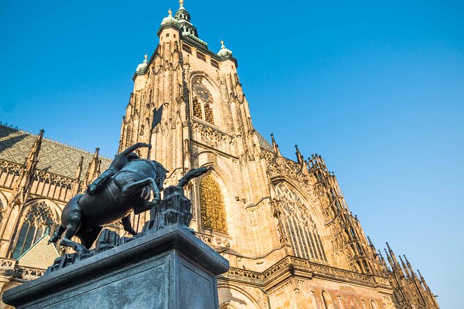 Highlights of Prague with a Funny and Local Guide - The route is built for first-time orientation
