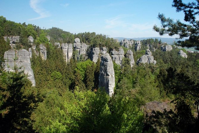 Hiking in fantastic Czech Paradise - Full Day Trip from Prague - The morning drive and the 9:00 am start you should plan around