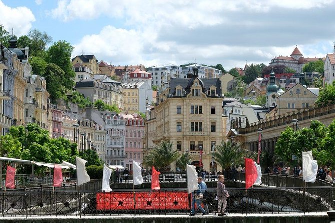 Karlovy Vary - The town of spas, mineral springs and relaxation - Karlovy Vary is about more than pretty buildings