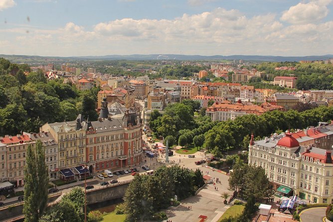Karlovy Vary - The town of spas, mineral springs and relaxation - The 9:00 am start: pickup that actually feels easy
