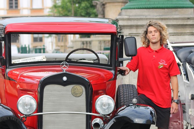Kutná Hora Medieval Town in Vintage Cabrio car - Timing and the 6-hour rhythm: what to expect from start to finish