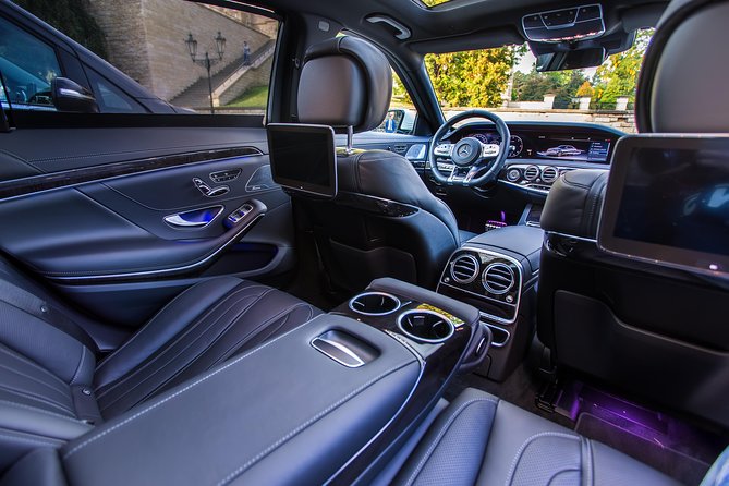 Luxury Private Day trip from Prague to Cesky Krumlov via Hluboka Castle - How the day is paced: guided time plus breathing room