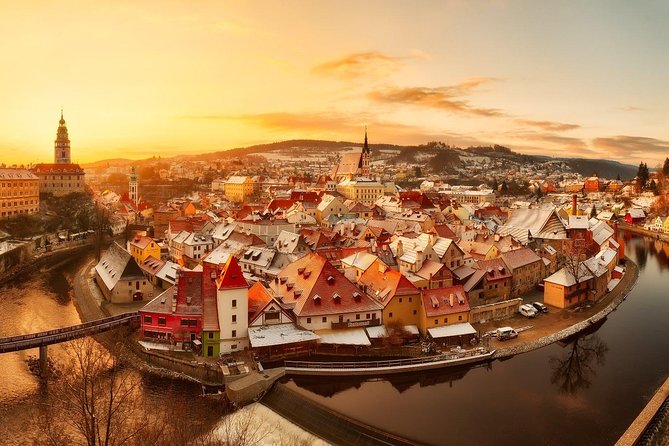 Luxury Private Day trip from Prague to Cesky Krumlov via Hluboka Castle - The luxury Mercedes: what it changes about your day