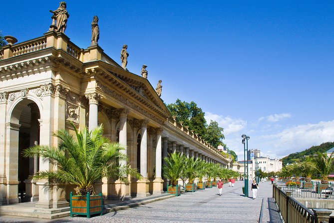 Luxury vintage car cabro replica tour to Carlsbad - From Prague Pickup to Old-School Comfort