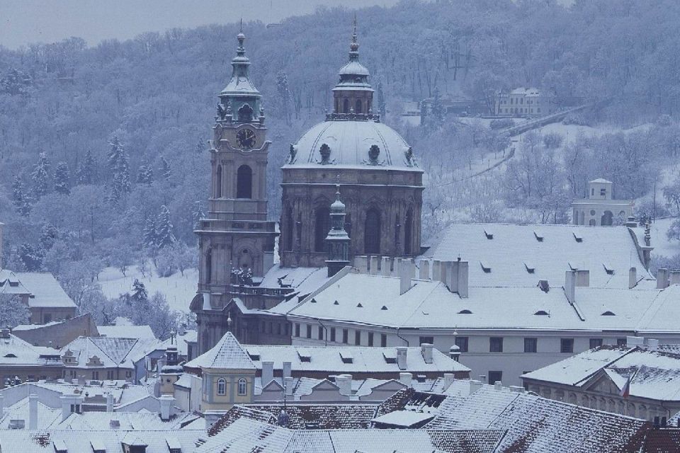 Mozart's Prague: Old Town, Lesser Town & Czech Museum Tour - Tram to Lesser Town: why the route choice works