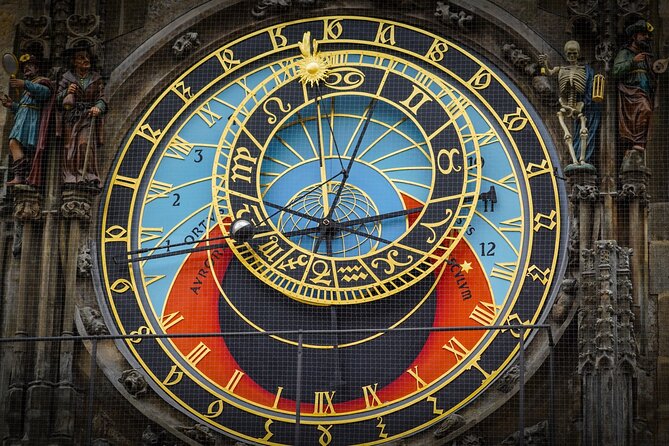 One Day See-it-All Prague Tour & River Boat Cruise with PragueWay - The 7-hour plan: how the day flows from Old Town to the Castle