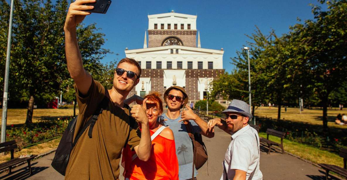 Prague: 1.5-Hour Private Kick-Start Tour with a Local - Charles Bridge and Old Town Square, With Real Orientation