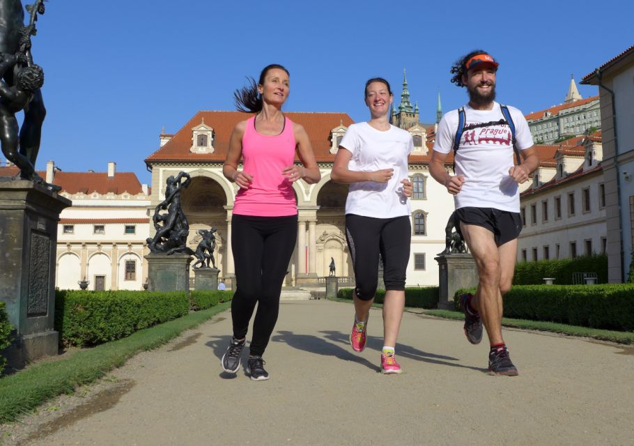 Prague 1-Hour Sight Running Tour - Charles Bridge at Running Speed: The Big Landmark Moment
