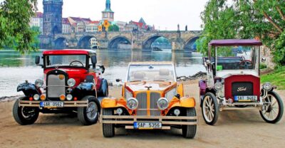 Prague: 1-Hour Vintage Car Tour - Getting in the car: pickup, comfort, and the small details that matter