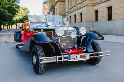 Prague: 120min Private Tour in Vintage Car, up to 6people! - The 120-minute route: a highlights circuit, not a slow stroll