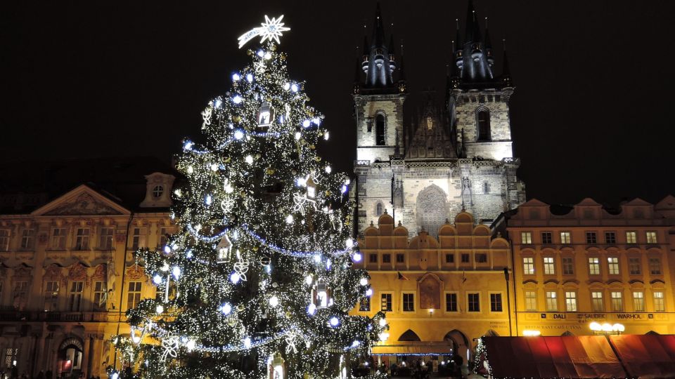 Prague: 2-3h Magical Christmas Markets Tour with Inclusions - Key Things I’d Watch For