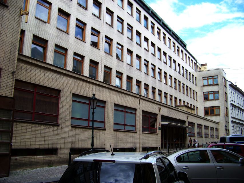 Prague: 2-Hour Back to Communism Walking Tour - Stop by Stop: Secret Police, Stalin’s Shadow, and Party Power