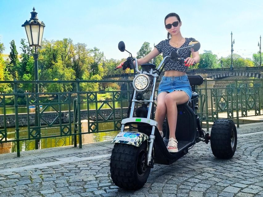 Prague: 2-Hour Trike Live Guided Tour of Old Town - Key Things That Make This Trike Tour Work