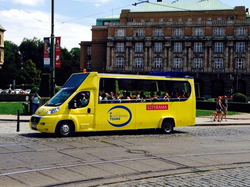 Prague: 2 hours city tour + 1 hour boat cruise - Where You Meet: Municipal House and the Yellow Kiosk