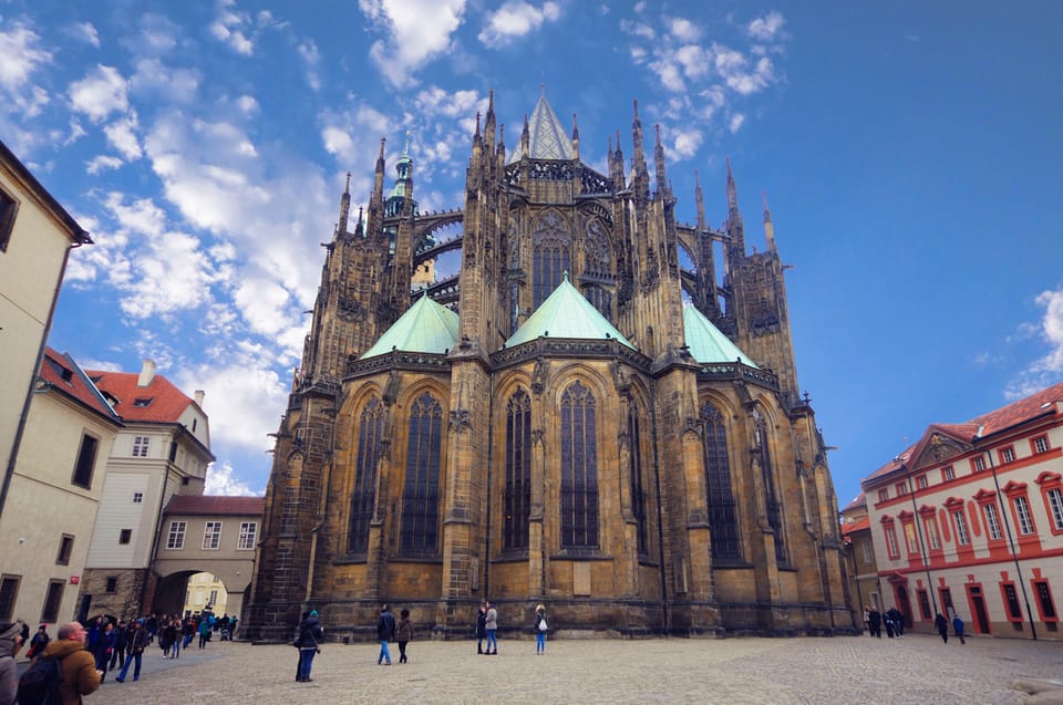 Prague: 2 hours city tour + 1 hour boat cruise - Languages and Audio Guide: Helpful, but Be Ready for English