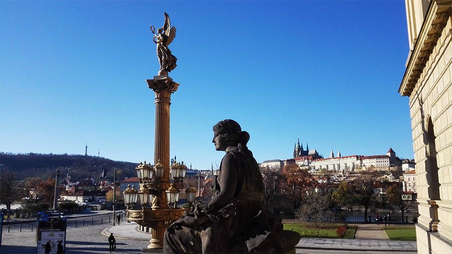 Prague 3-Hour Architectural Tour - Pickup at Kaprova 1: How the Start Works in Real Life