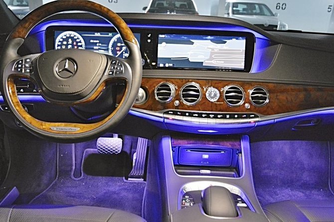 Prague airport luxury transfer by a Mercedes Benz S class - Door-to-door ride to your hotel: luggage help, brief city context, and that 30-minute glide