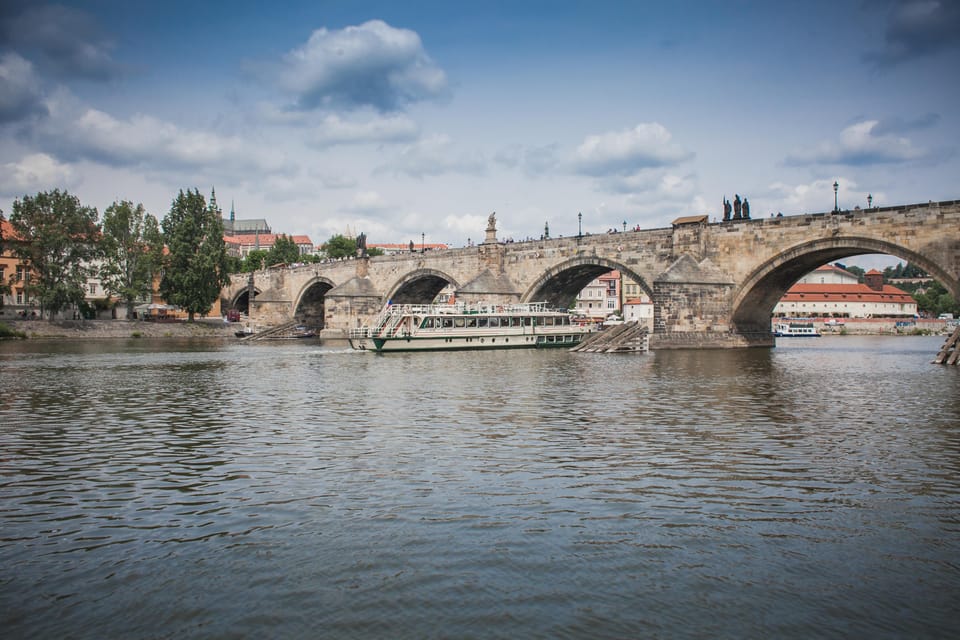 Prague: An unforgettable 2-hour cruise on the Vltava River. - Should You Book This 2-Hour Vltava Cruise?