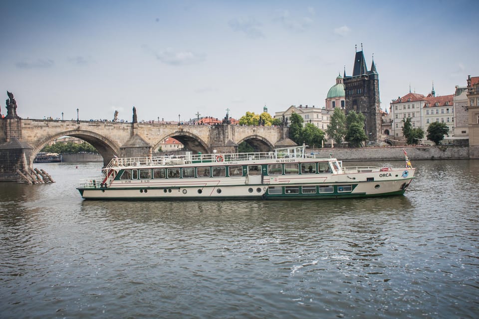 Prague: An unforgettable 2-hour cruise on the Vltava River. - Getting to Dvořákovo Nábřeží: Finding Dock No. 14 by Na Františku Hospital