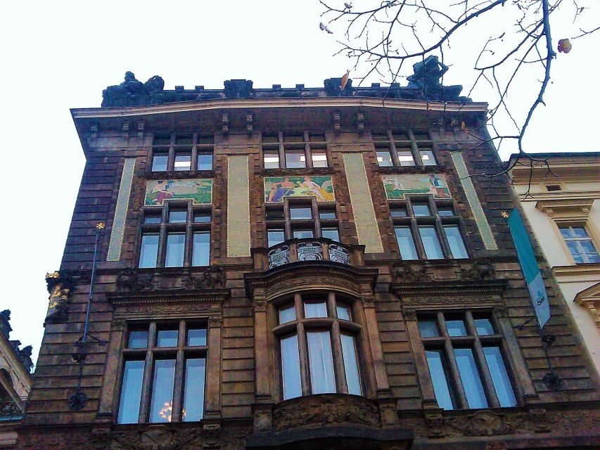 Prague Art Nouveau Tour - Prague Art Nouveau in two hours: what you’re really buying
