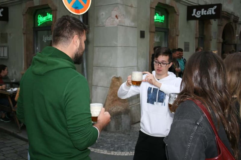 Prague Beer History: Highlights Tour with Tasting - Malostranské Square (about 45 minutes): beer, sightseeing, and jokes with context